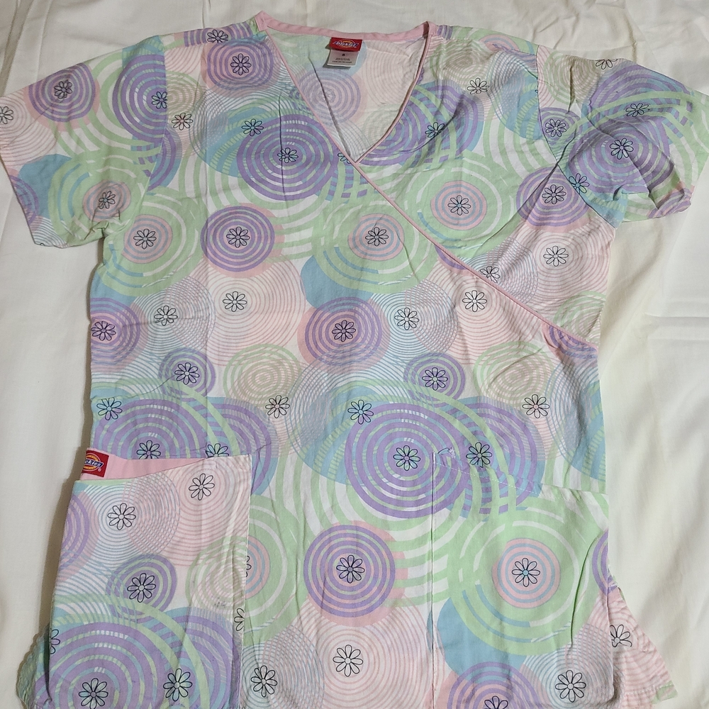 Dickies Colorful Patterned Scrub Top And Matching Pants 2pc Set